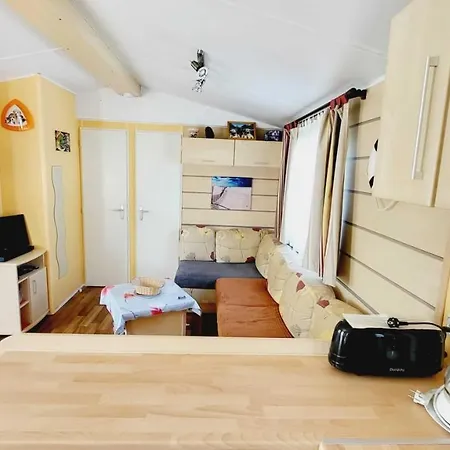 Le Costa Gloria - 400 Mtres De La Plage - Sud Nantes Camping De La Prairie *